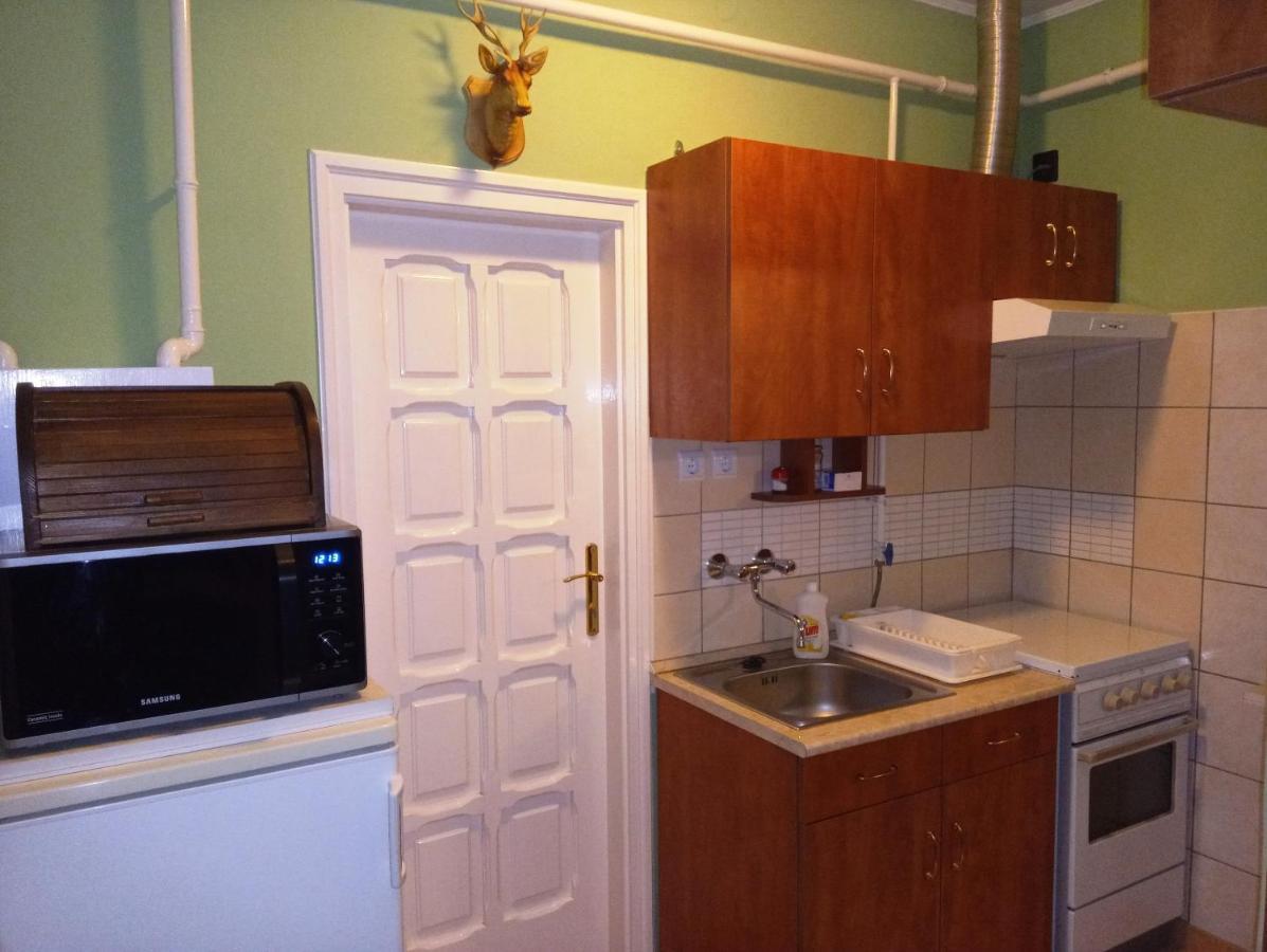 Szivárvány Apartman Gyula Exterior foto